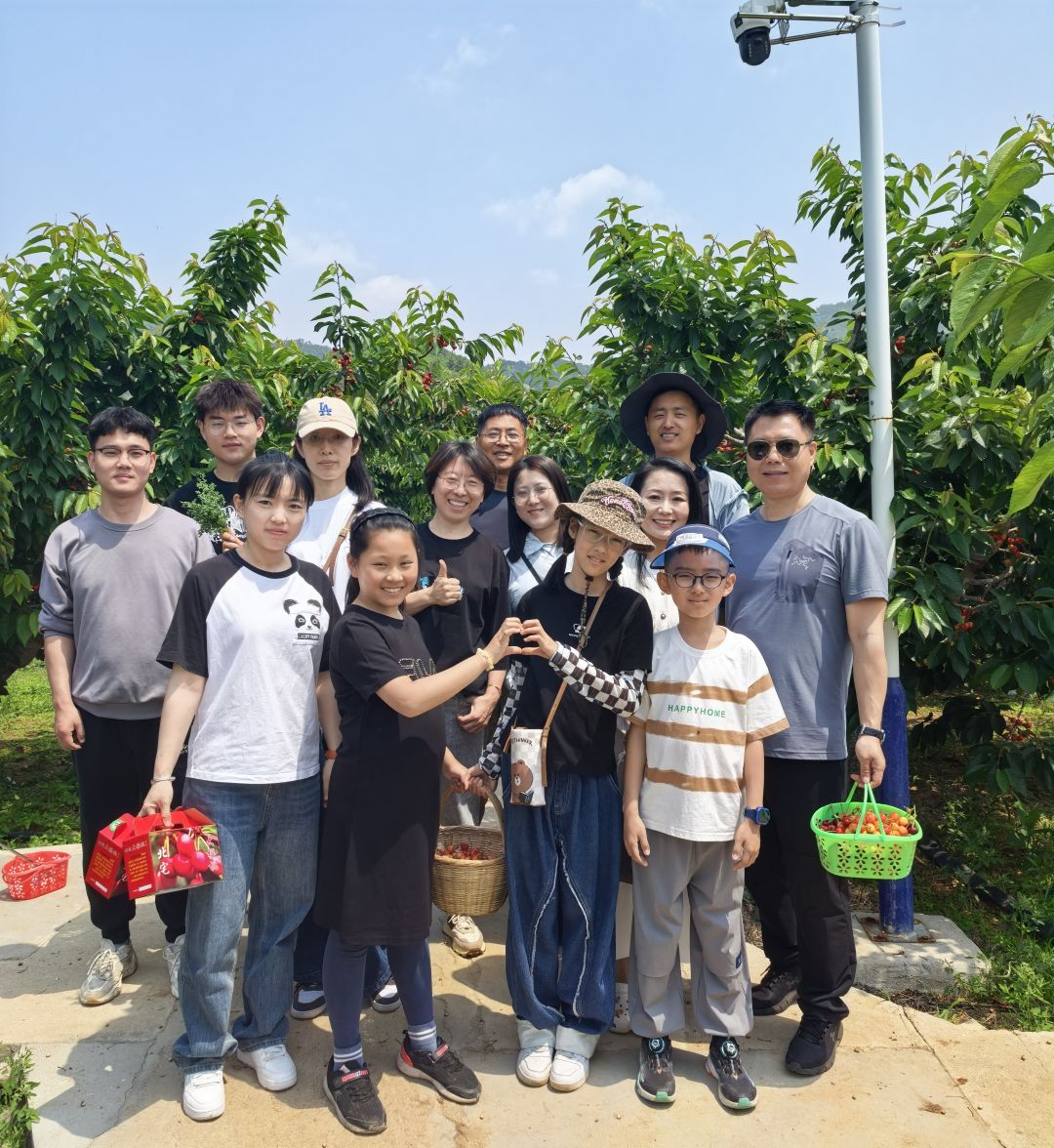 公司團(tuán)建-嶗山采摘